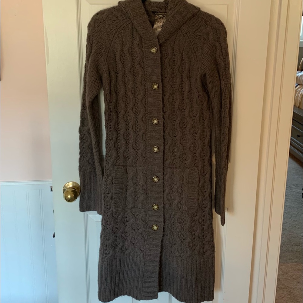 Cozy Brown Cable Knit Cardigan - Picture 15 of 15